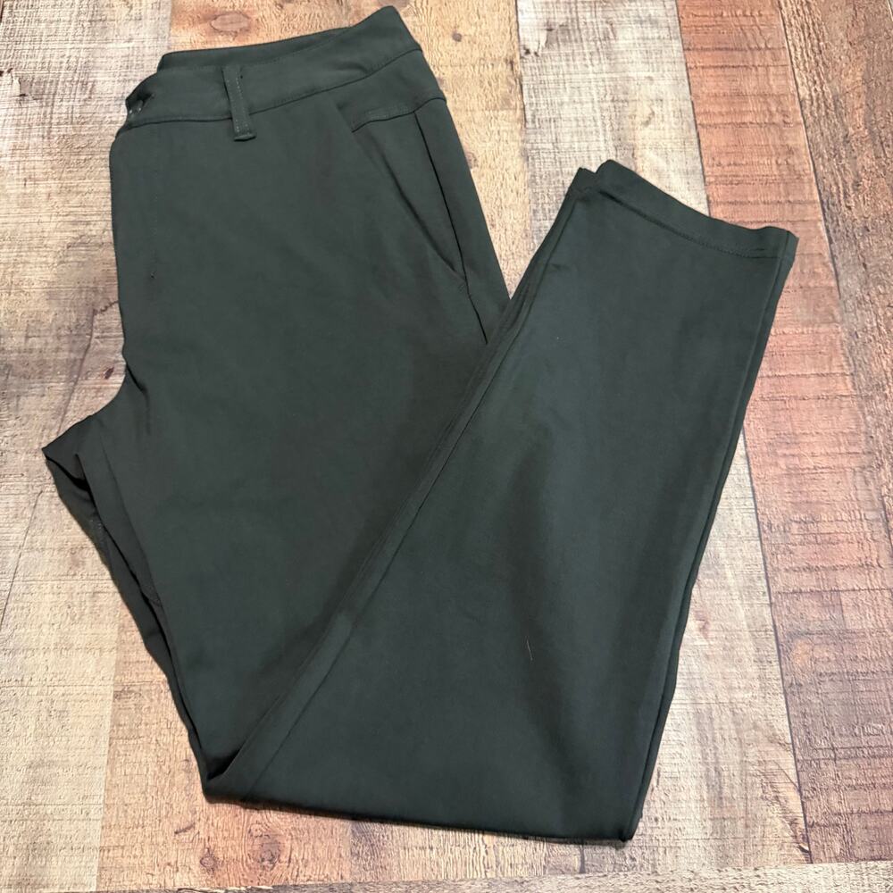 BYLT Women's Olive Green Tapered Leg Everyday Pant 2.0 Sz M Performance Casual